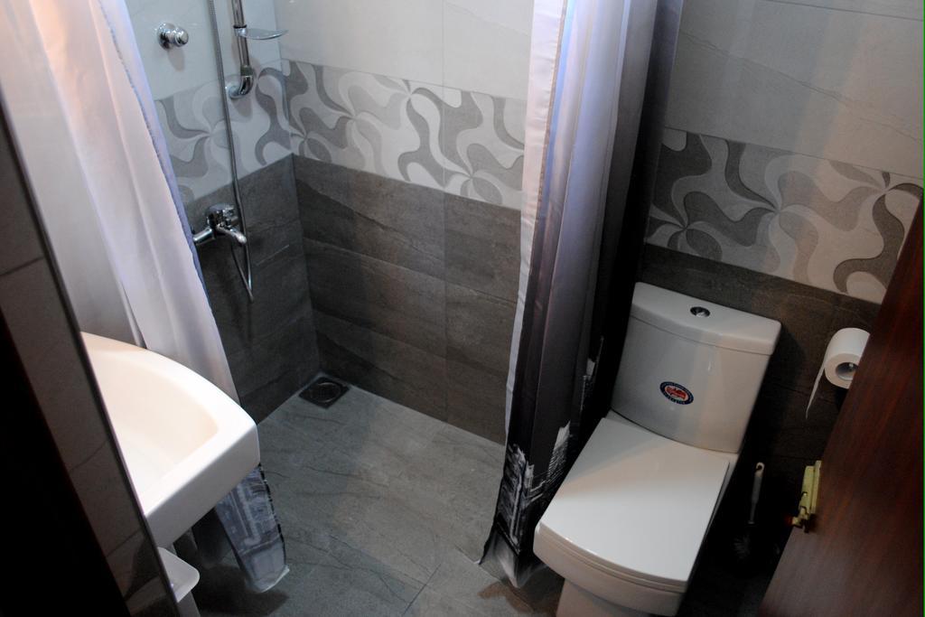 Cinnamon Holiday Inn Hikkaduwa Ngoại thất bức ảnh
